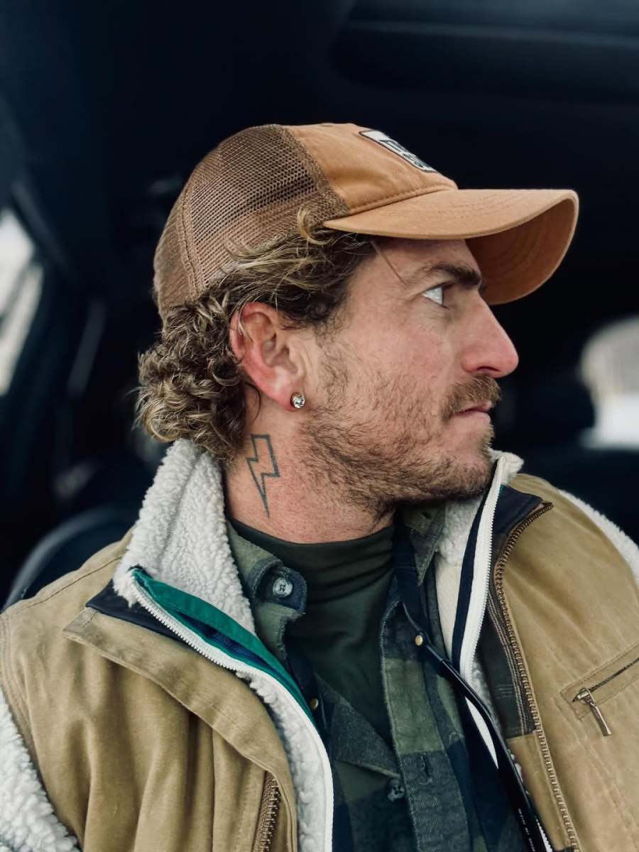 Rafael Olarra se describe en su Instagram como un "viajero aventurero, escalador motivado y triatleta".
