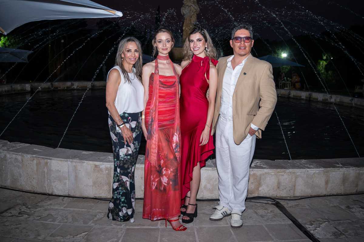 Cecilia González, Anna Shpak, Valentina Batta y Lenin Abarca.