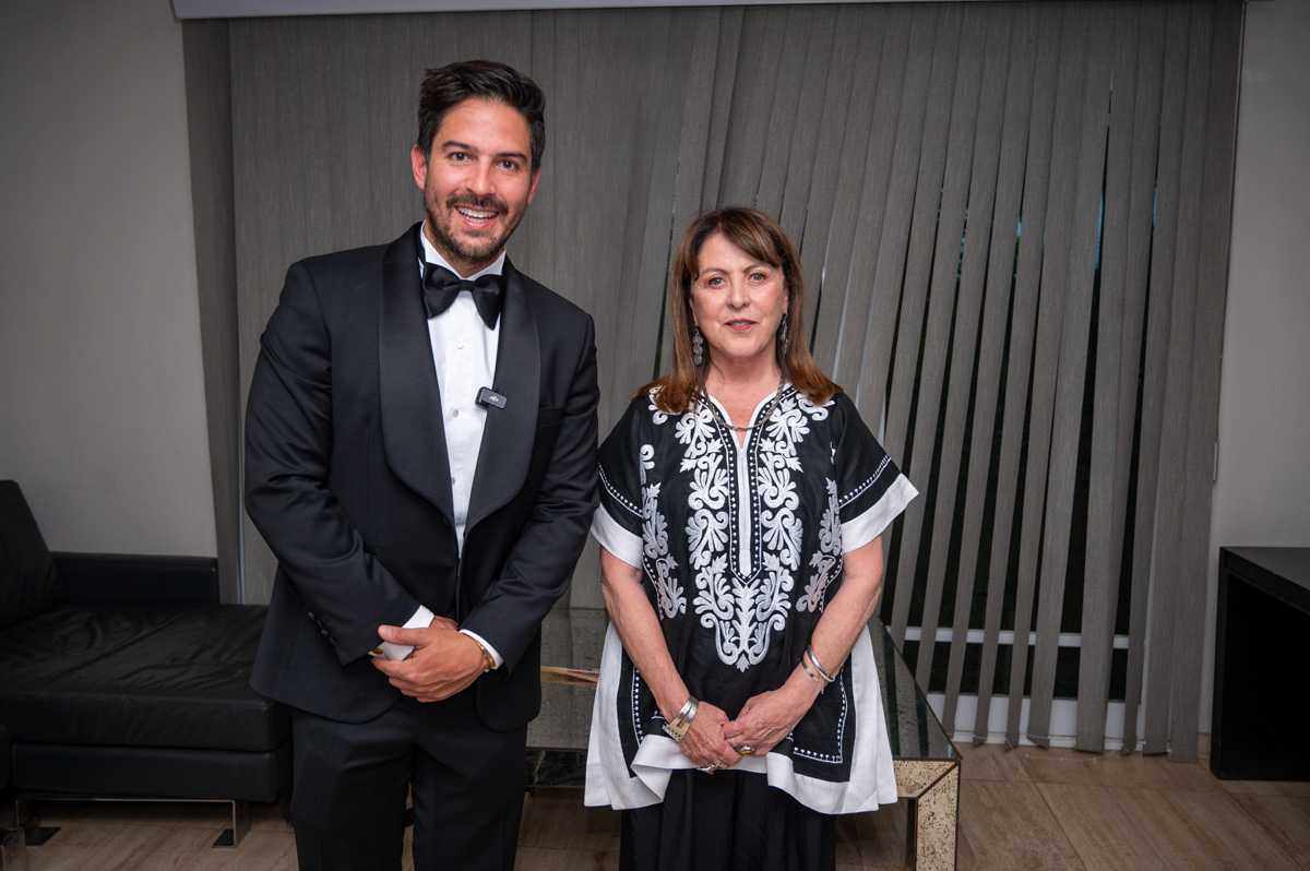 Víctor González y Margarita González Saravia.