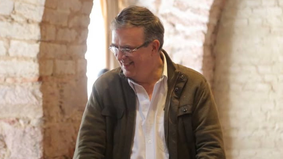 Marcelo Ebrard, reconoció que durante su gestión al frente de la Secretaría de Relaciones Exteriores en el sexenio de AMLO, su hijo permaneció seis meses en la embajada de México en Reino Unido.