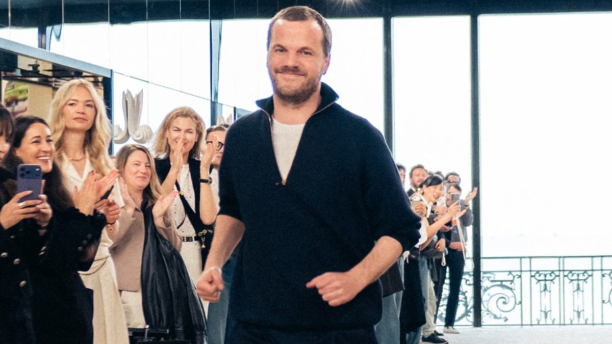 Carlota Casiraghi, Nicole Kidman y más famosos en el icónico y esperado desfile Crucero de Chanel 2026 en Biarritz, que marca el debut de Matthieu Blazy