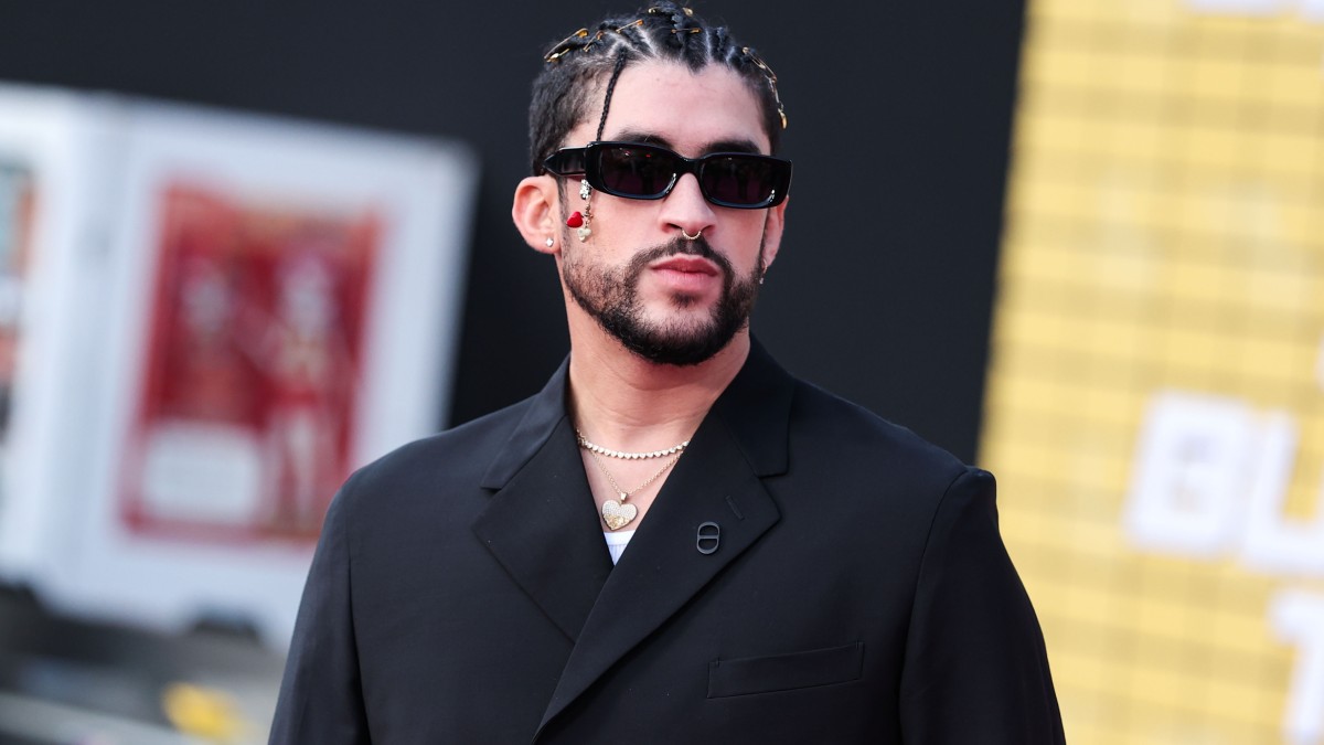 Bad Bunny debuta como diseñador con Zara: esto se sabe de su colaboración