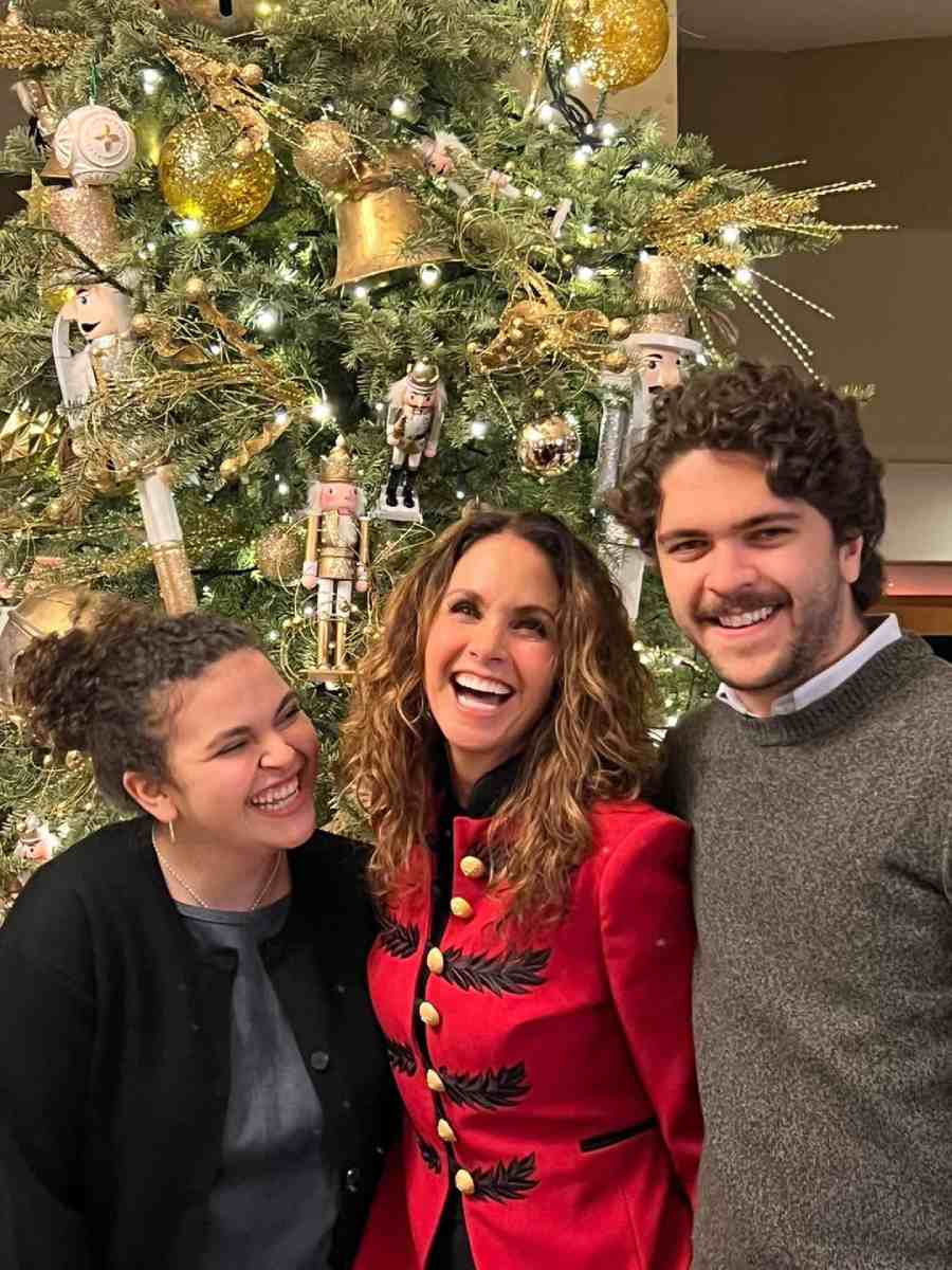 El hijo de Lucero ha mostrado inclinación por la producción musical.