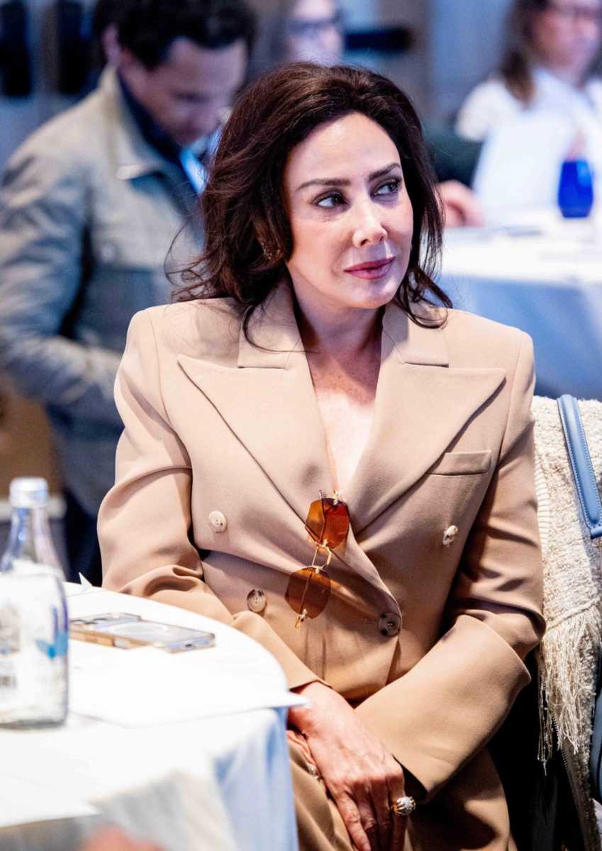 María Laura Medina de Salinas.