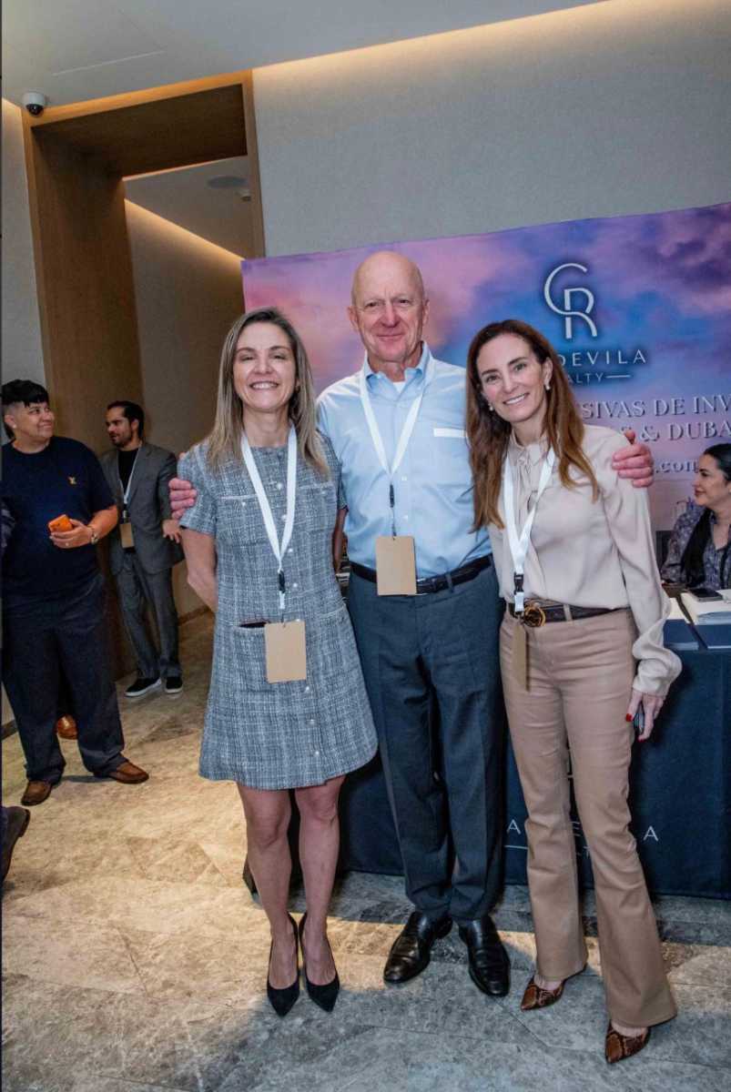 Mariana Campos, Hans Kohlsdorf y Laura Franco.