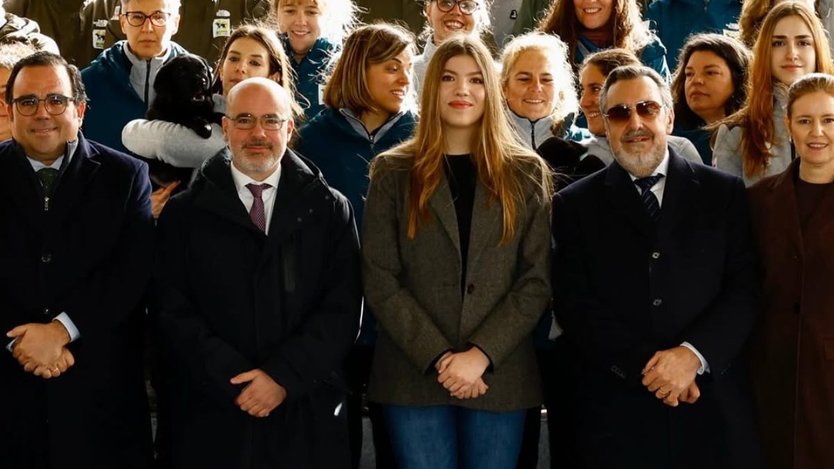 Mientras Harry lamenta ser el “sustituto”, la infanta Sofía asume su rol en España y busca su identidad propia