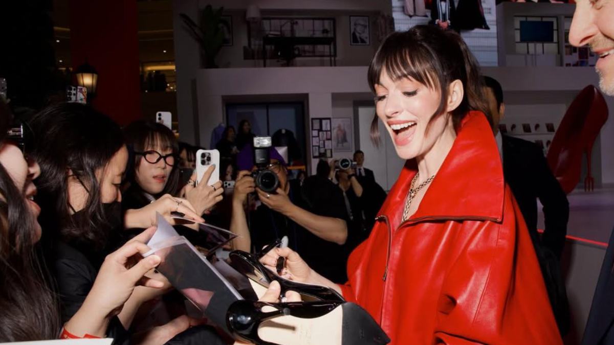 Anne Hathaway inició la gira de la película "El diablo viste a la moda 2" estando ya embarazada.
