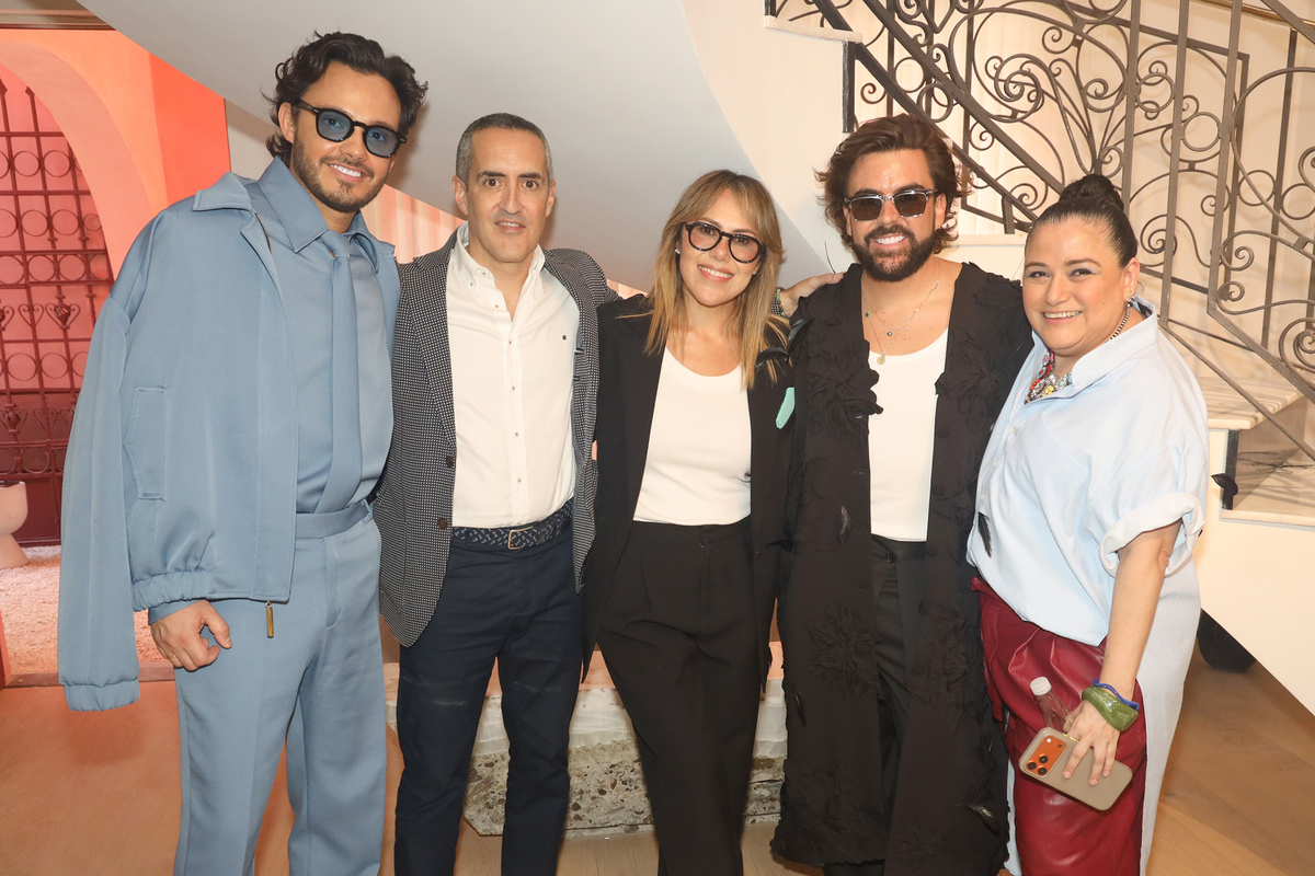 Gerardo Valle, Mariano Lagos, Raquel Orozco, Raúl de la Cerda y Roxana Badillo.
