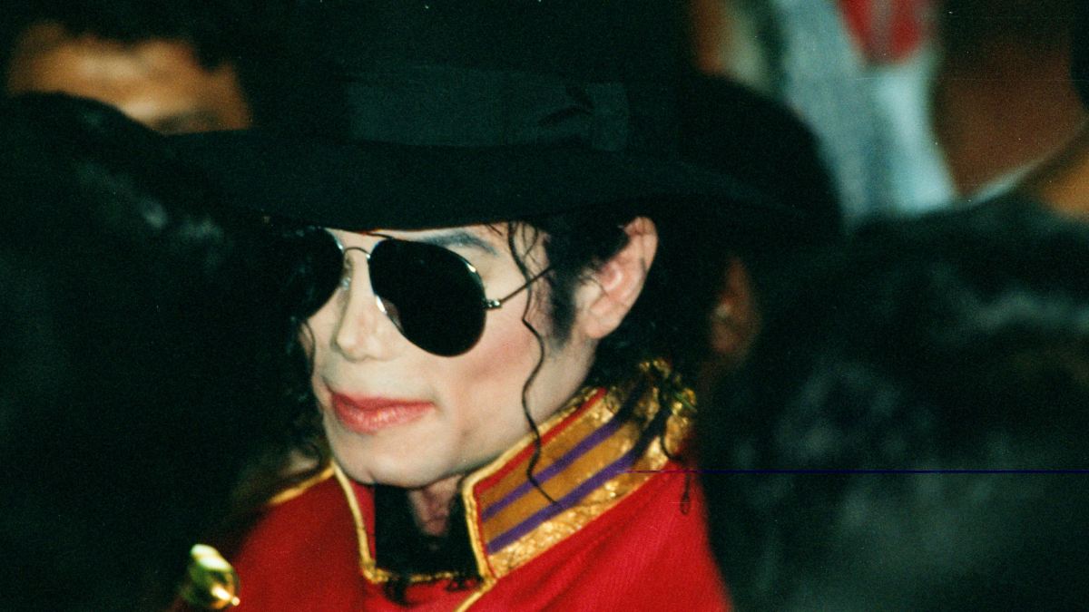 Intimidades, extorsión y amenazas: un nuevo documental revela detalles inéditos de la vida íntima de Michael Jackson.