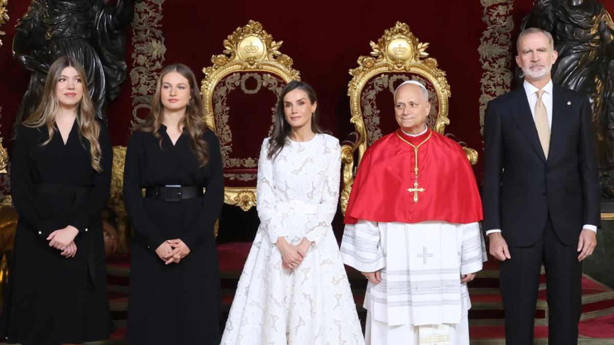 La Familia Real de España recibió al papa León XIV.