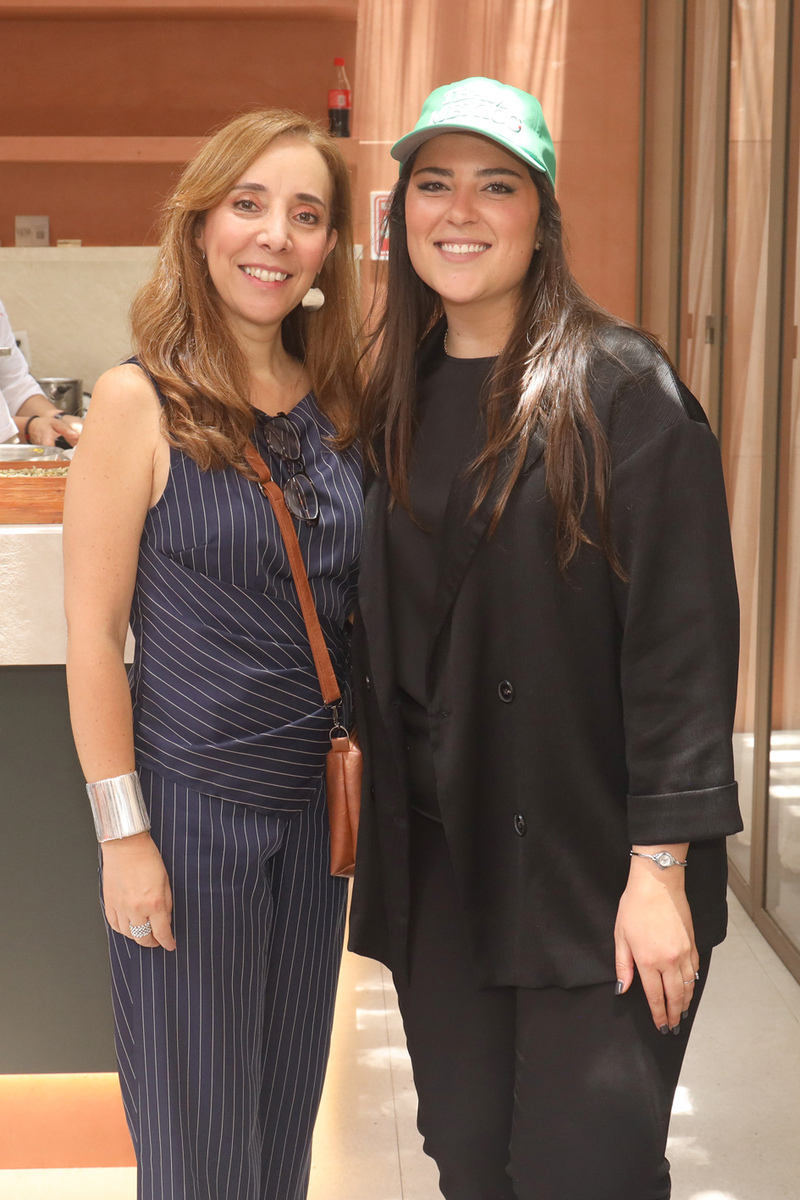 Mayte Requejo y Maricruz García.