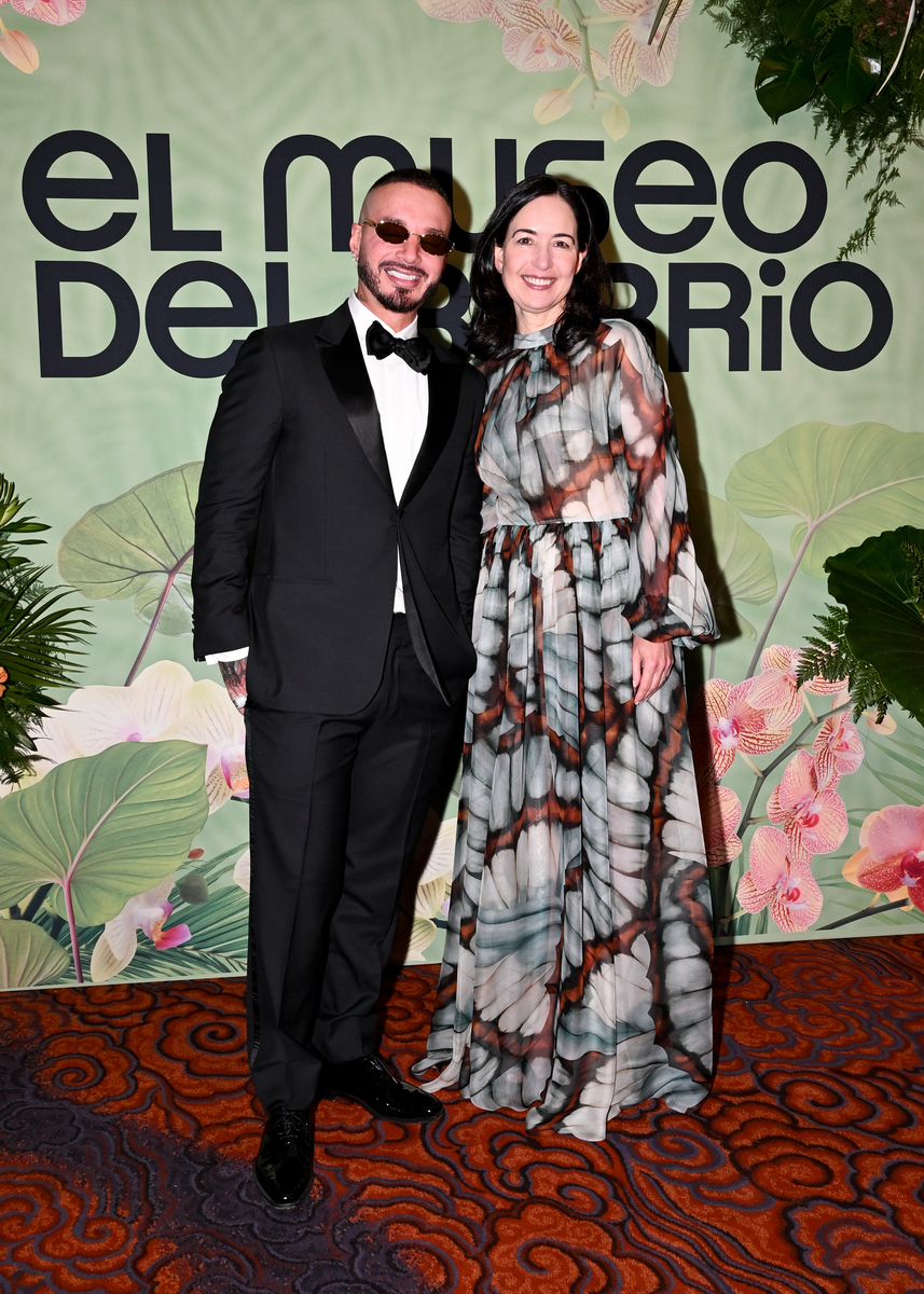 J Balvin y Karla Harwich