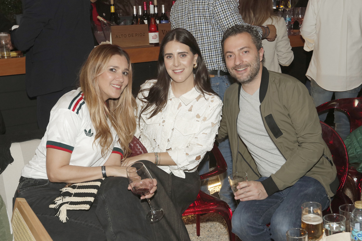 Edwina García, María Lara y Jorge Torres.