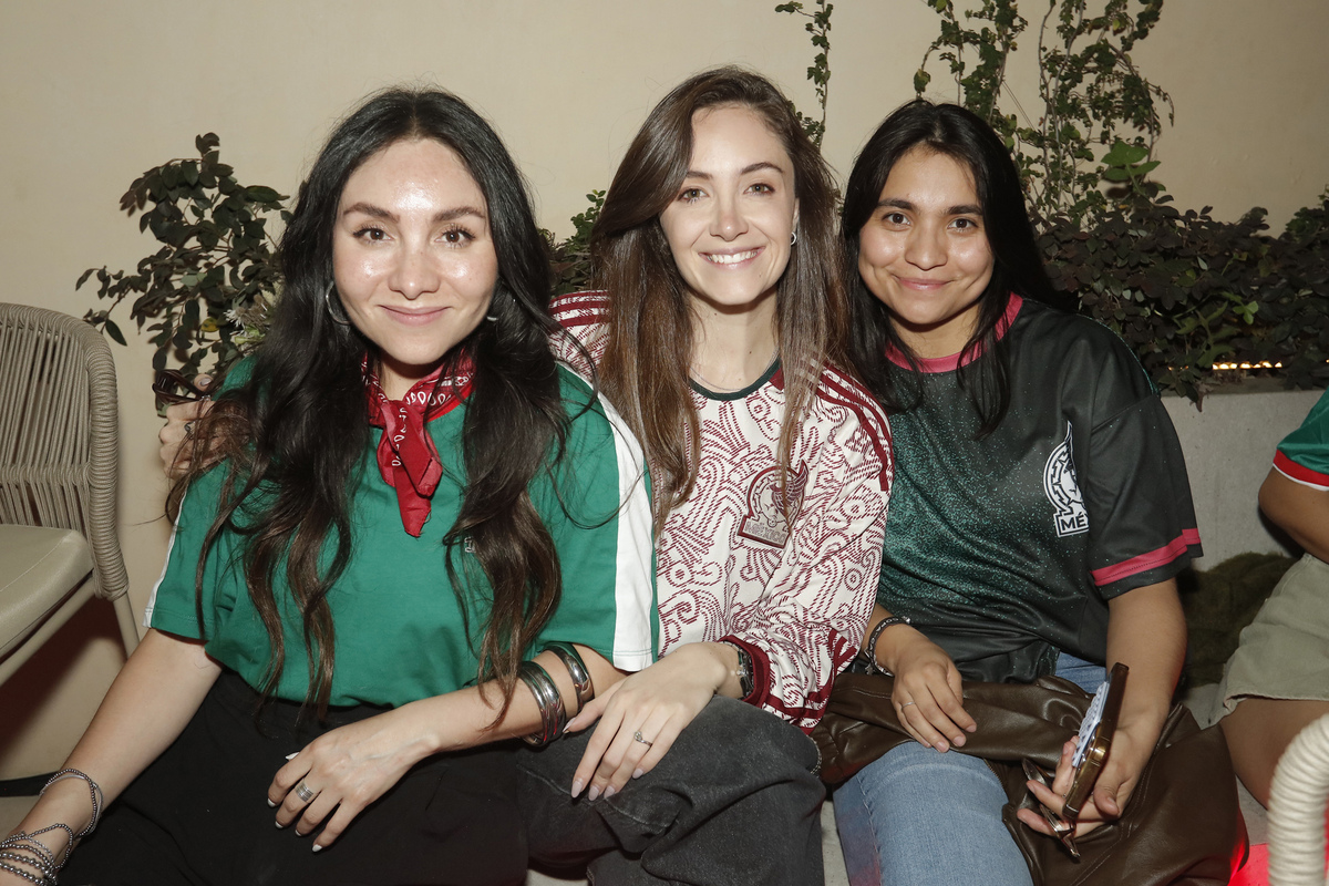Nancy Sánchez, Andrea Selmén y Damaris Rivas.