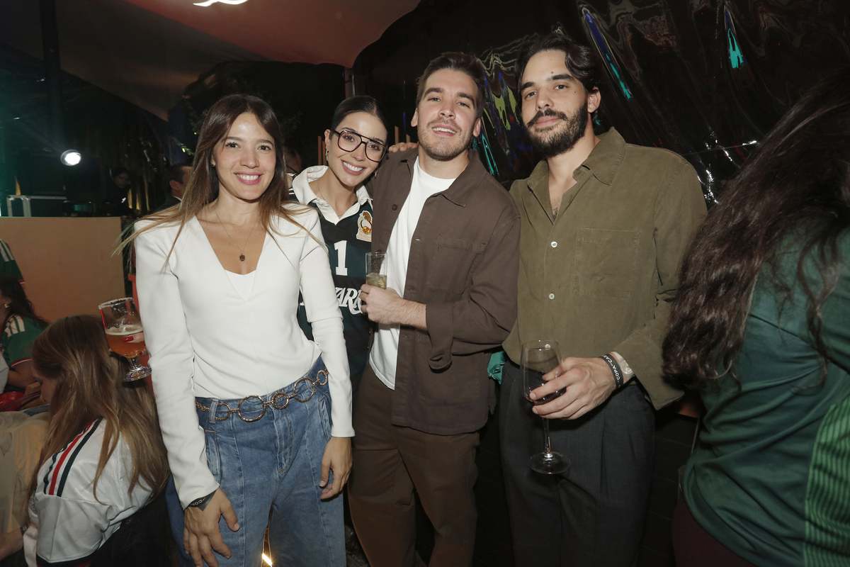 Margarita Castillo, Ana Ugarte, Francisco Infante y Daniel Dams.