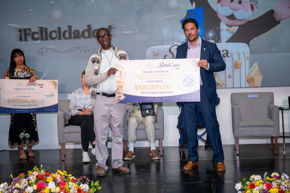 Entrega de donativo.