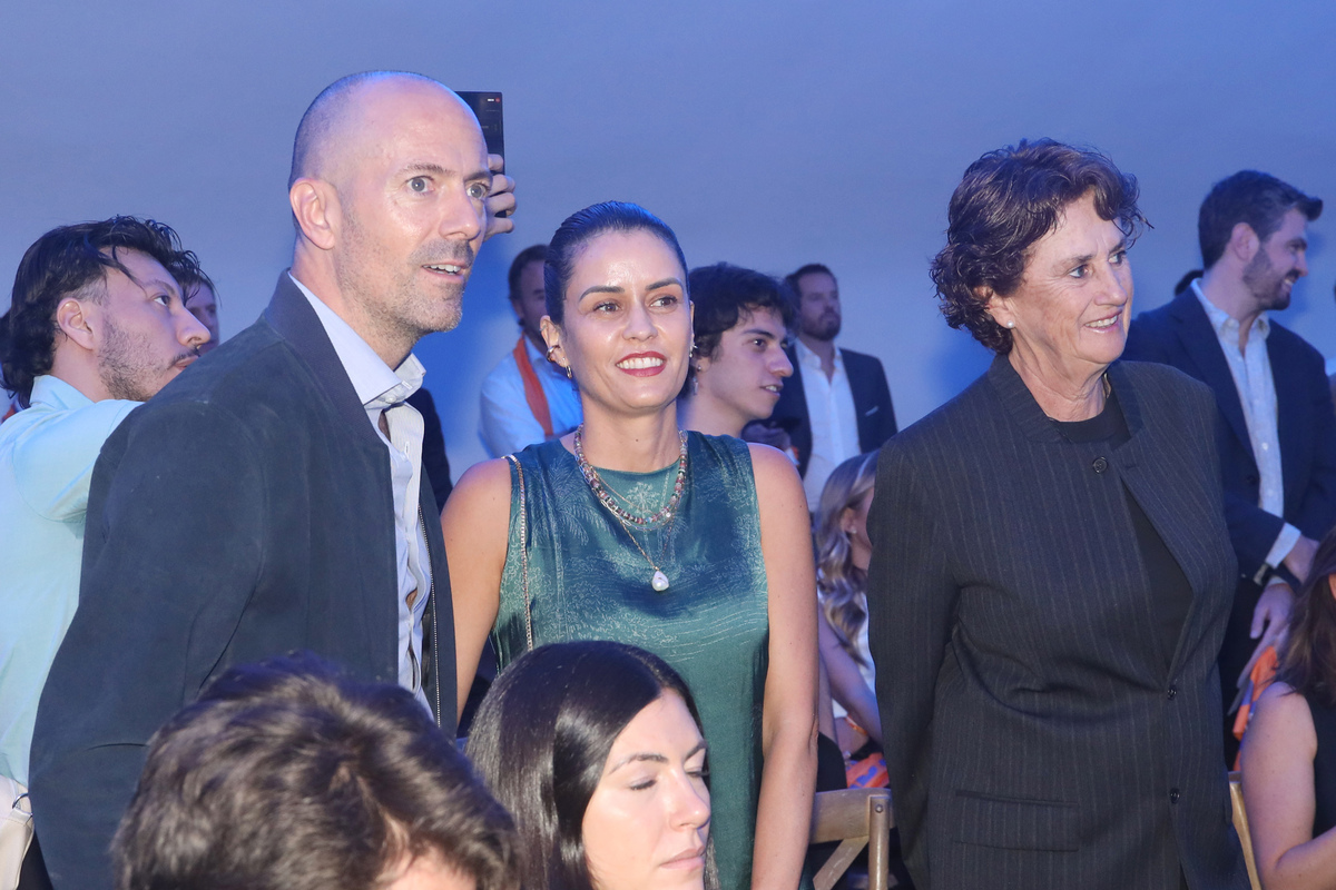 Víctor Albariño, Ana Paula de Haro y Alejandra Martínez Vértiz.