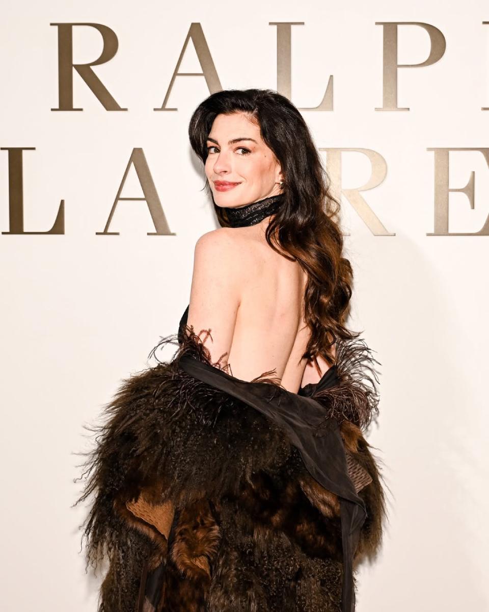 Anne Hathaway mantiene una vida privada lejos de los reflectores.
