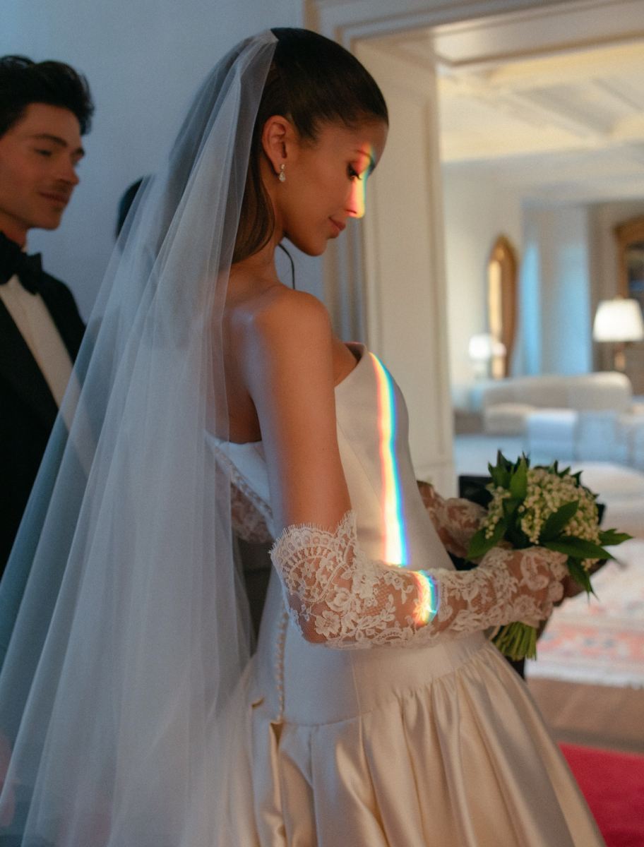 Boda Kenya Kinski-Jones y Will Peltz.