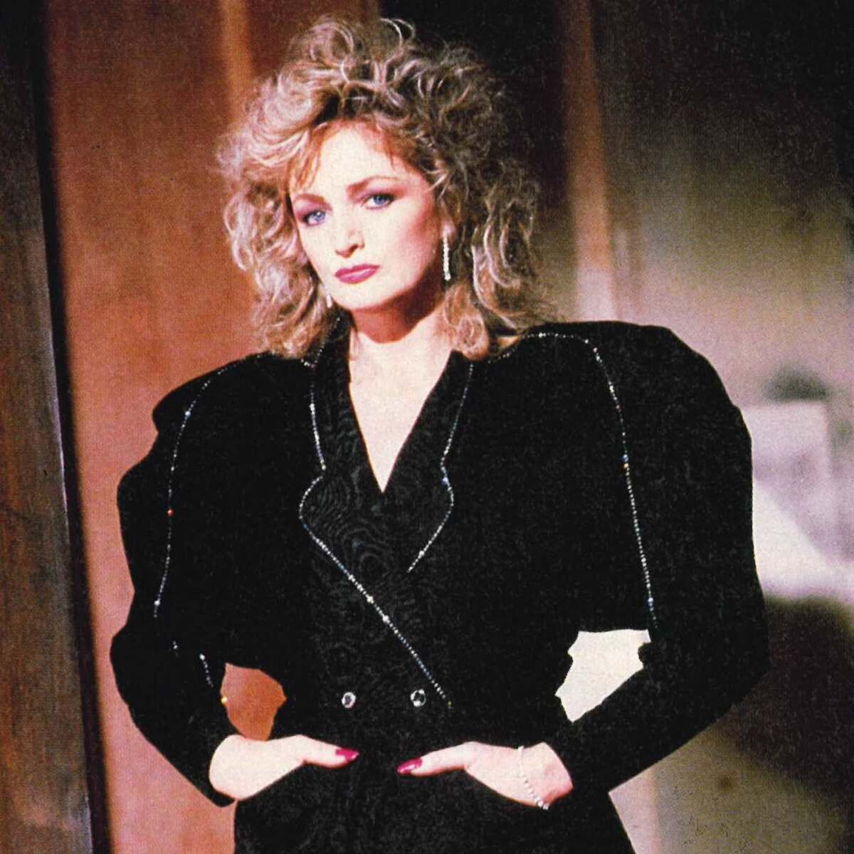 Robert Sullivan, esposo de Bonnie Tyler durante más de cinco décadas, fue una pieza clave en la estrategia de inversiones que ayudó a construir el patrimonio de la cantante.