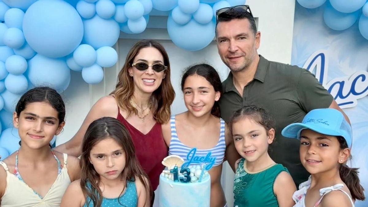 Jacky Bracamontes revela por qué tuvo que separarse de tres de sus hijas: “Yo me despedí de ellas en la mañana” Jacky Bracamontes revela por qué tuvo que separarse de tres de sus hijas: “Yo me despedí de ellas en la mañana”
