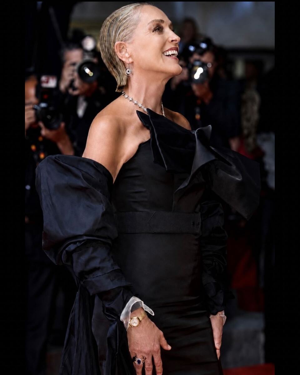 Sharon Stone reveló que dejar los medicamentos que tomó durante años tras su ictus representó uno de los mayores retos personales de su vida.